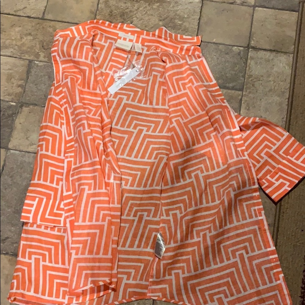 women’s shirt